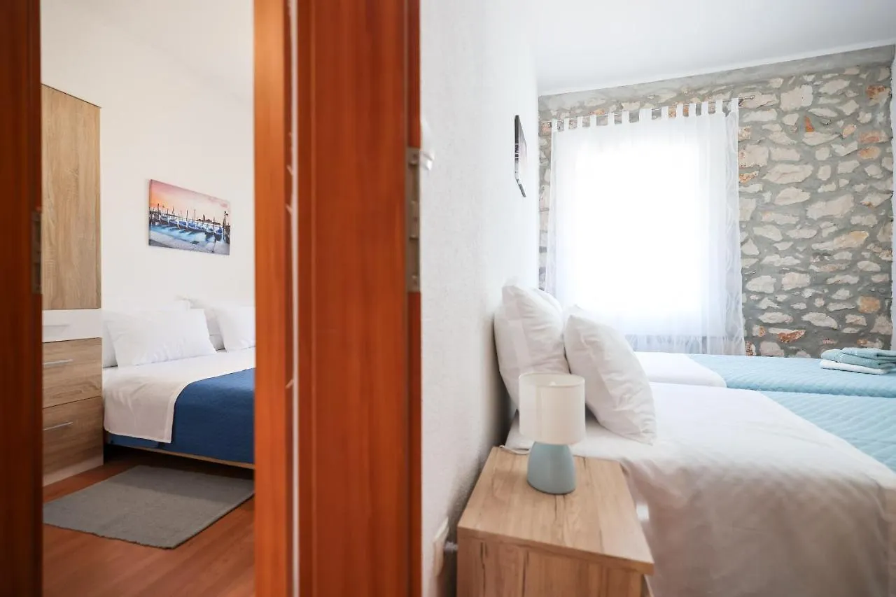 Apartment M&V Zadar