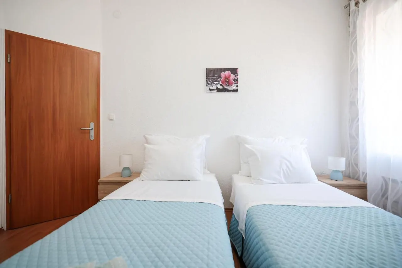 Apartment M&V Zadar