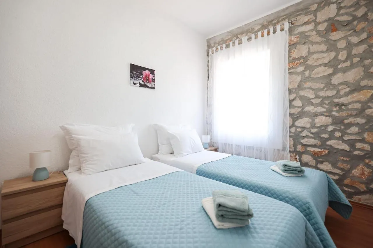 Apartment M&V Zadar
