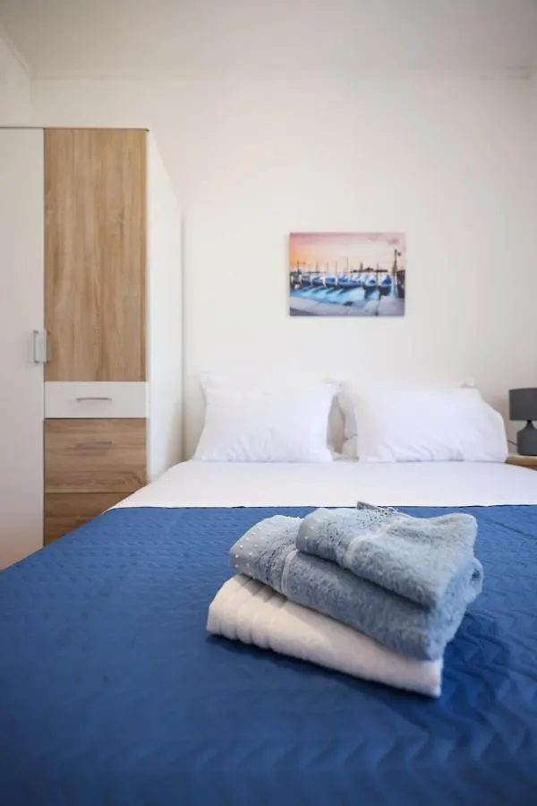 Apartment M&V Zadar